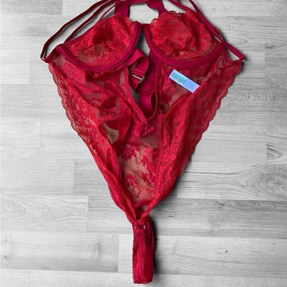 Mapale Red Lace Bodysuit Size Small Medium - Picture 4 of 5